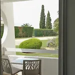 Hotel Thalazur Port-camargue - & 4*