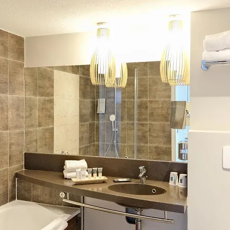 Hotel Thalazur Port-camargue - & 4*
