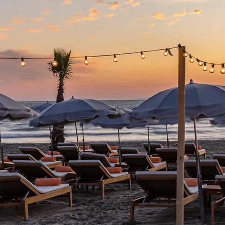 酒店 Thalazur Port-camargue - &