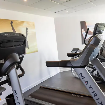 Hotel Thalazur Port-camargue - & 4*